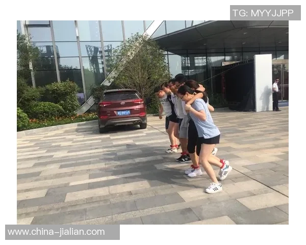 广州滑板队在精英赛中的团队协作展现与表现分析